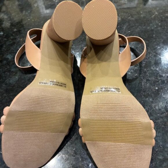 DV by Dolce Vita Bleeker Block Heel Strappy Pump New; no box. - Picture 6 of 9